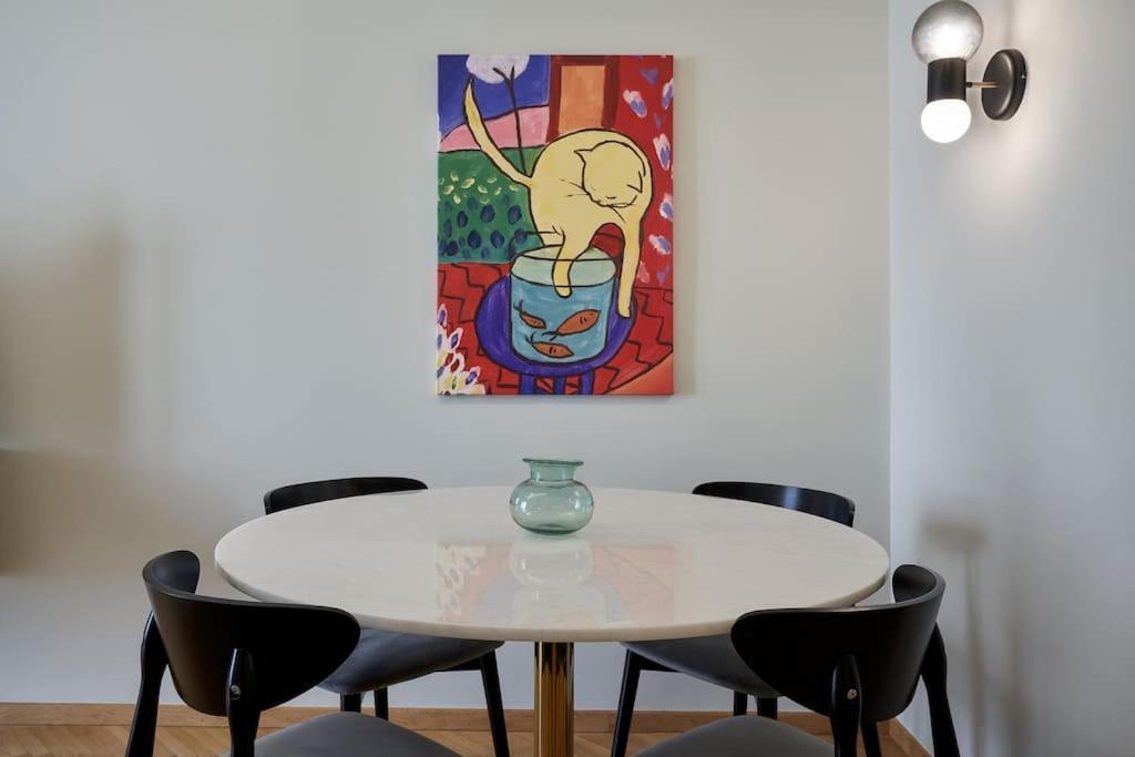 Little Gem: Modern Urban Retreat Appartement Athene Buitenkant foto